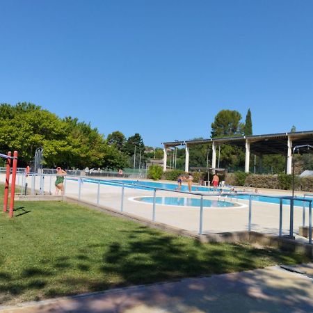 Apartamentos Canana De Vega Flix Екстер'єр фото
