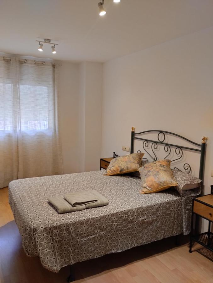 Apartamentos Canana De Vega Flix Екстер'єр фото