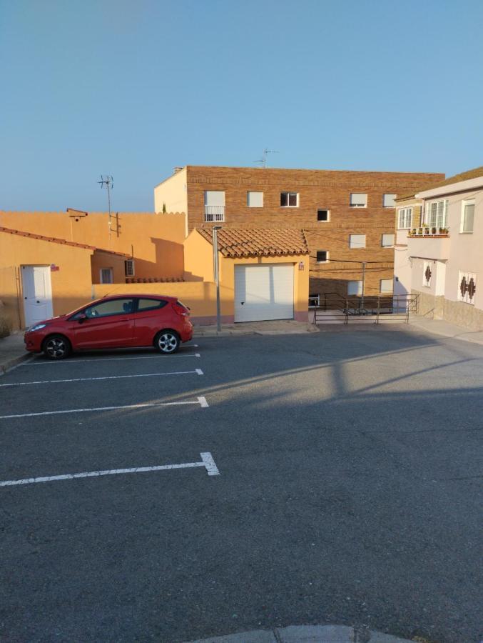 Apartamentos Canana De Vega Flix Екстер'єр фото