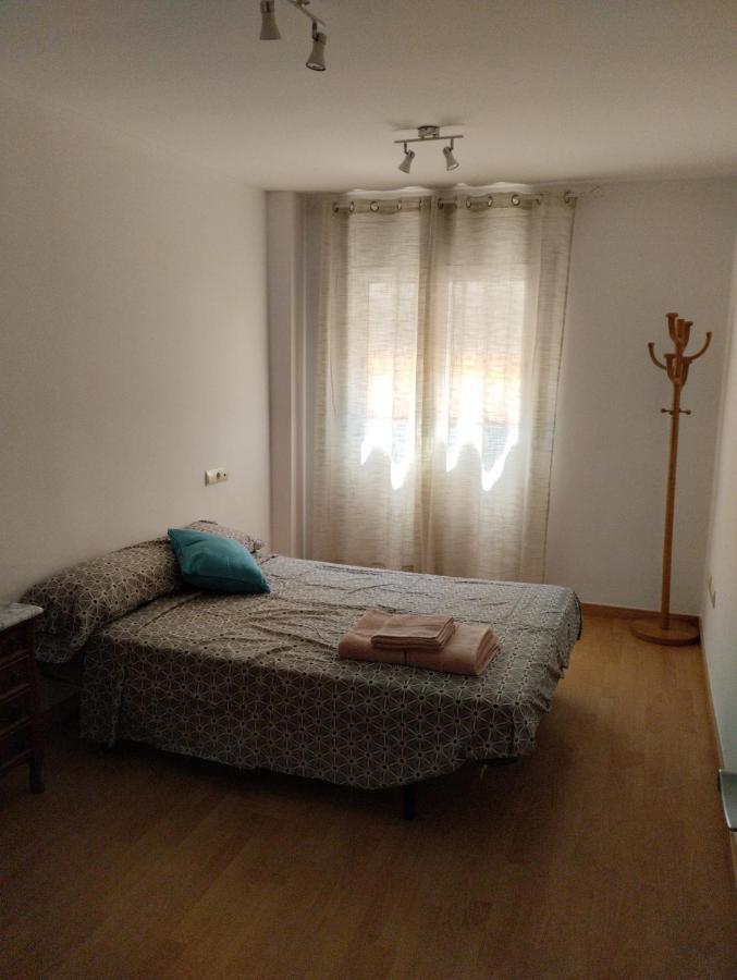Apartamentos Canana De Vega Flix Екстер'єр фото